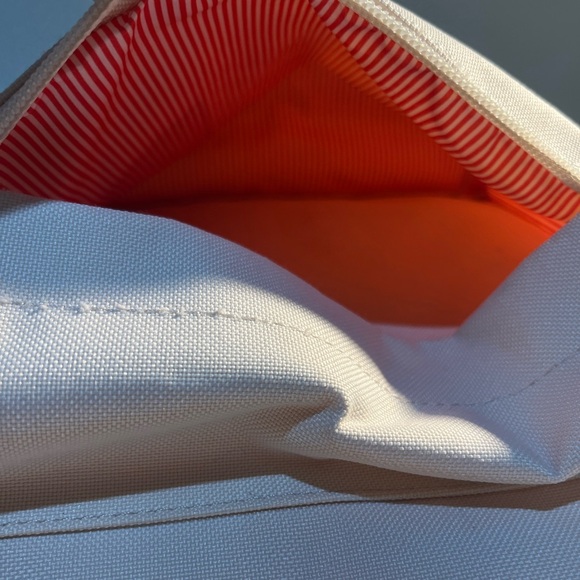 Cream White Herschel Backpack Bookbag - Picture 3 of 4